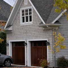 Porte de garage de style classique